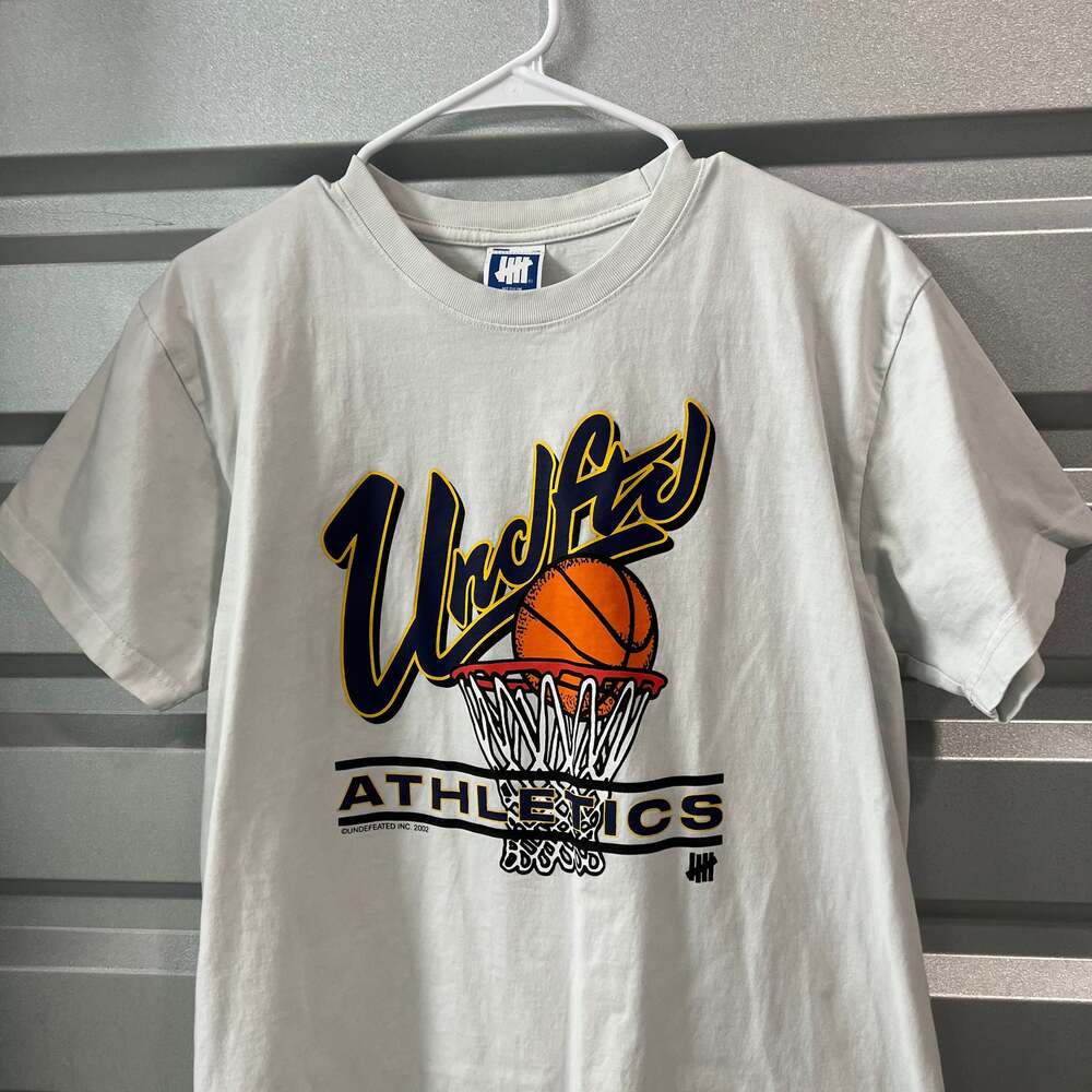 Undefeated Athletics tee Crisp condition